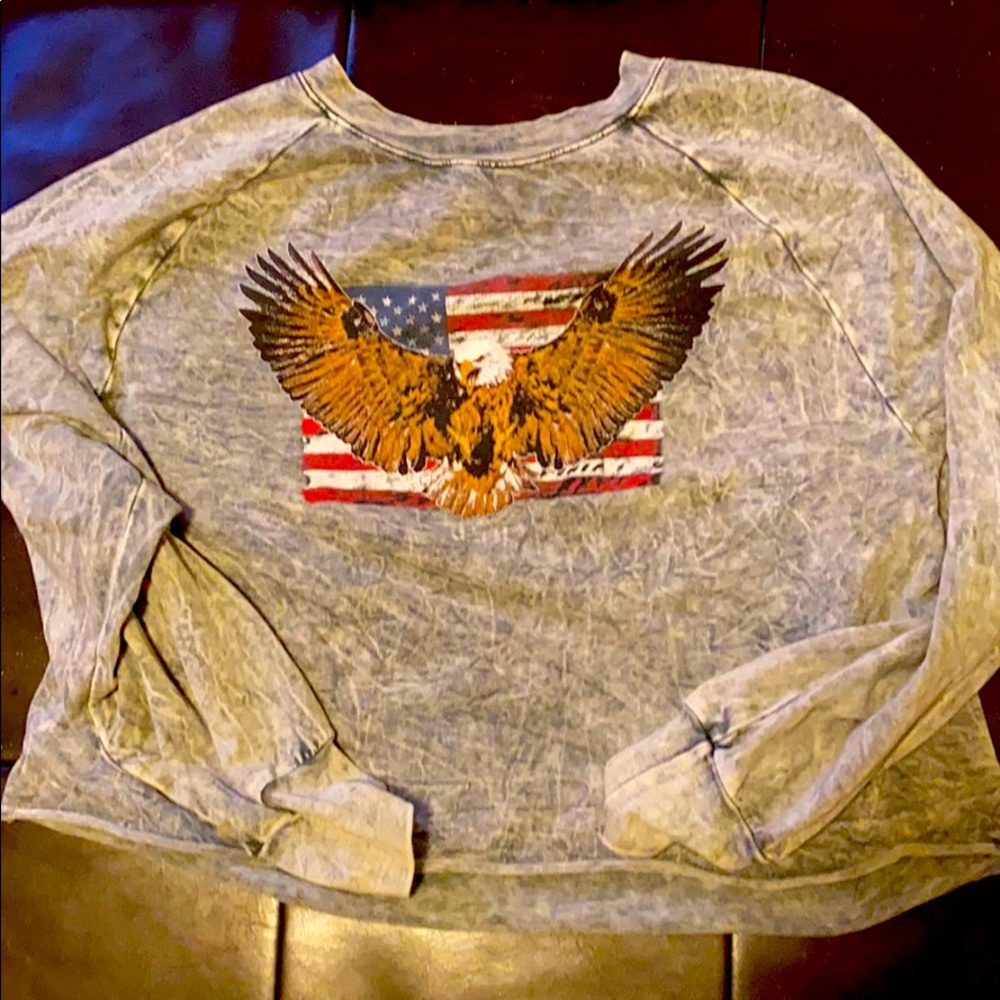 Sweatshirt